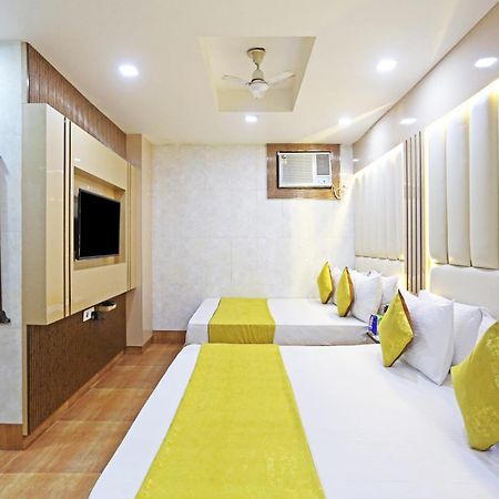 Hotel Preet Palace -5 Mints Walk From Nizamuddin Railway Station Neu-Delhi Exterior foto