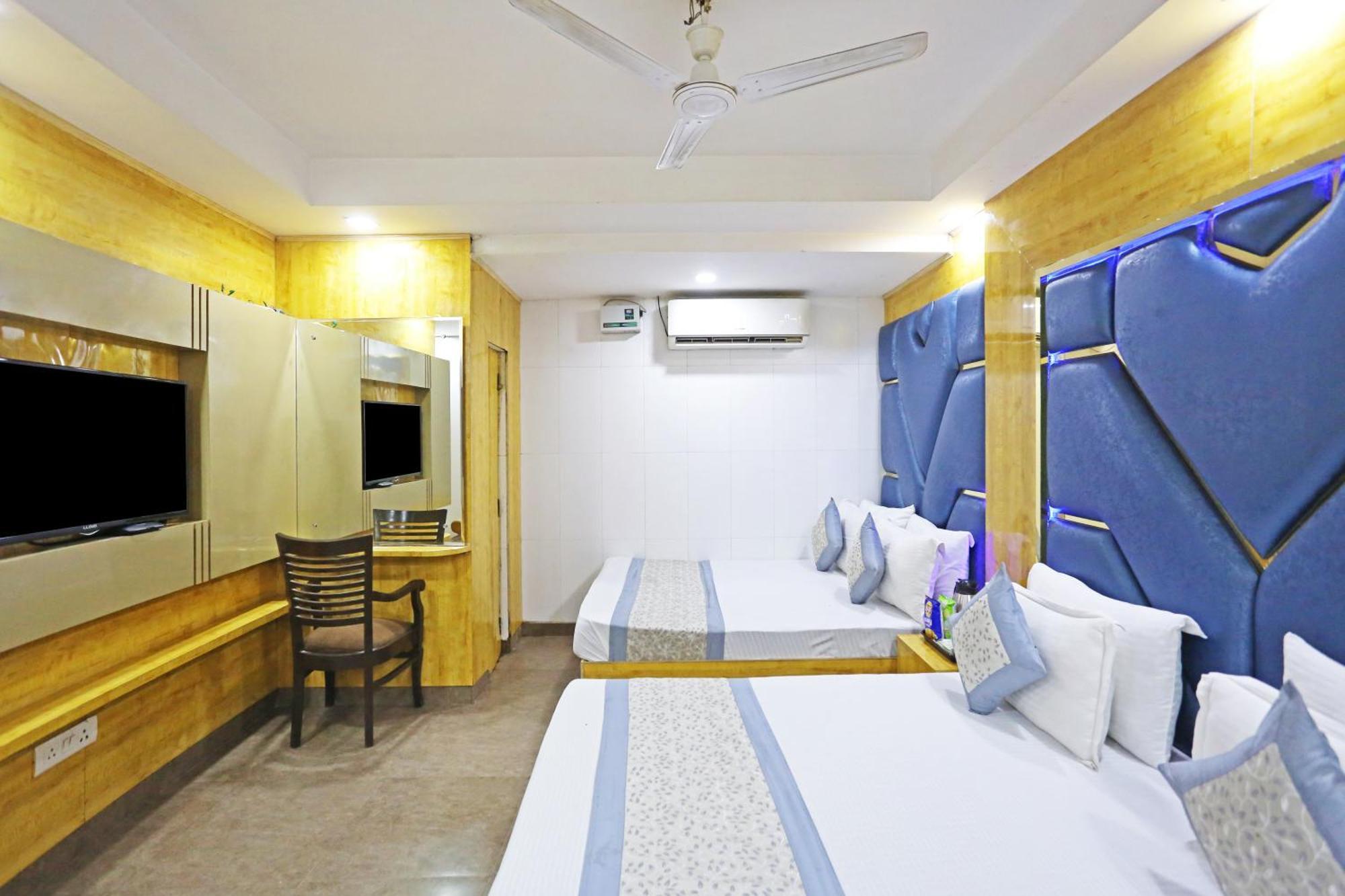 Hotel Preet Palace -5 Mints Walk From Nizamuddin Railway Station Neu-Delhi Exterior foto